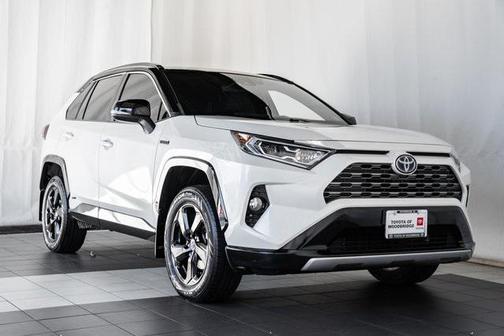 2021 Toyota RAV4 Hybrid SE