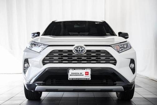 2021 Toyota RAV4 Hybrid SE