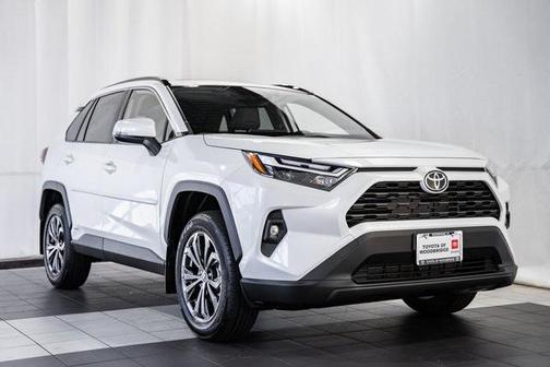 2025 Toyota RAV4 Hybrid XLE Premium