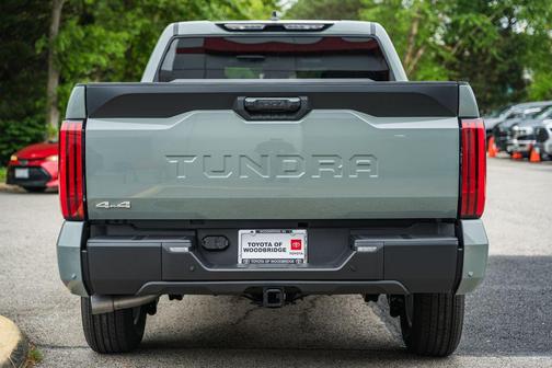 Lunar 2026 Toyota Tundra SR5