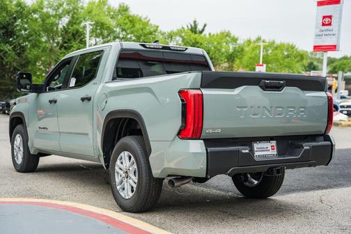 Lunar 2026 Toyota Tundra SR5