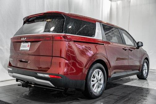 2023 Kia Carnival LX