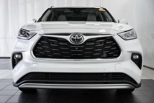 2022 Toyota Highlander Platinum