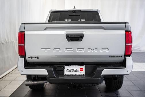 2026 Toyota Tacoma Hybrid TRD Off Road