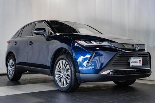 2023 Toyota Venza LE