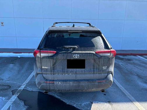 2020 Toyota RAV4 XLE Premium