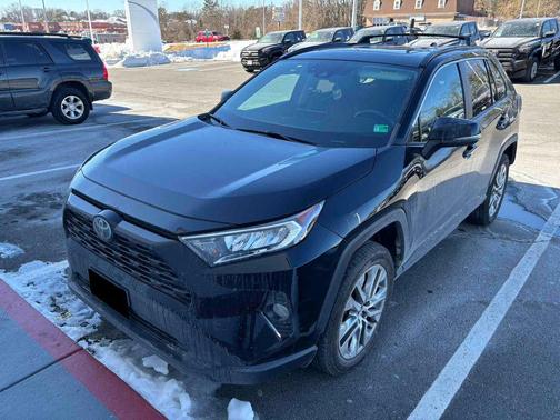 2020 Toyota RAV4 XLE Premium