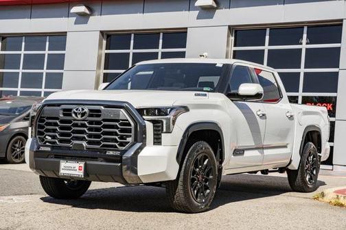 2026 Toyota Tundra Hybrid Platinum