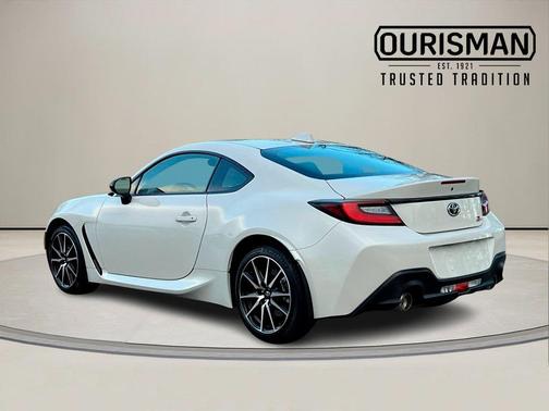 2024 Toyota GR86 Base