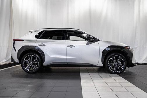 2023 Toyota bZ4X Limited