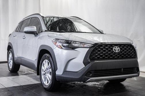 2024 Toyota Corolla Cross LE