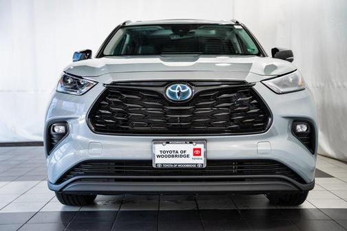 2024 Toyota Highlander Hybrid XLE