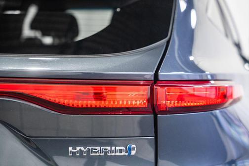 2021 Toyota Venza LE