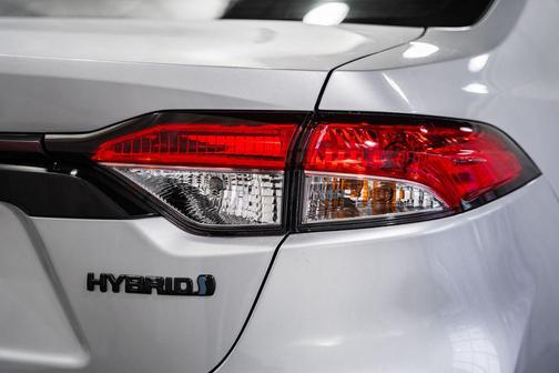 2021 Toyota Corolla Hybrid LE