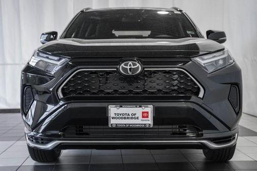 2025 Toyota RAV4 Hybrid SE