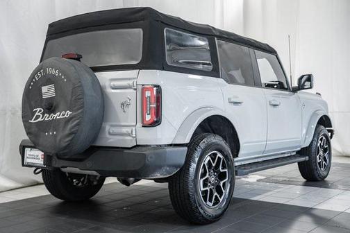 2022 Ford Bronco Outer Banks