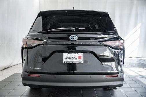 2025 Toyota Sienna XLE 7 Passenger