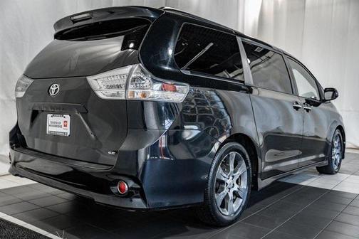 2015 Toyota Sienna SE