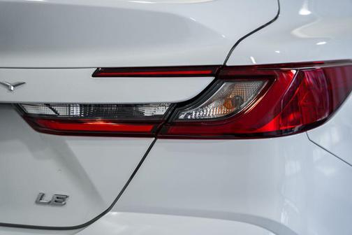 Ice 2025 Toyota Camry LE