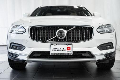 2023 Volvo V90 Cross Country B6 Ultimate
