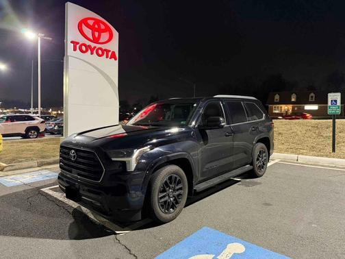 2024 Toyota Sequoia SR5