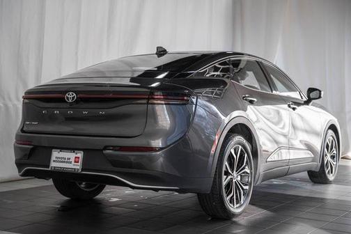 2024 Toyota Crown XLE