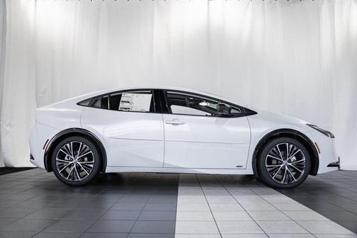 2025 Toyota Prius Limited