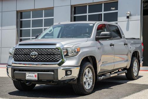Silver Sky Metallic 2019 Toyota Tundra SR5