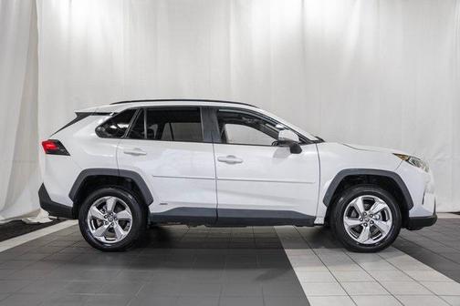 2021 Toyota RAV4 Hybrid XLE Premium