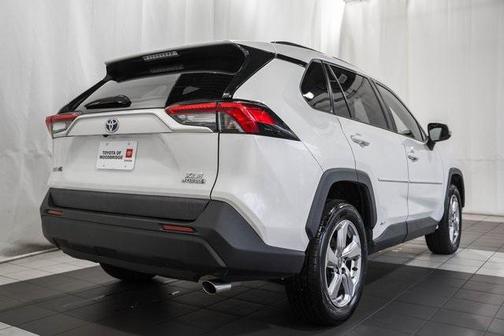2021 Toyota RAV4 Hybrid XLE Premium