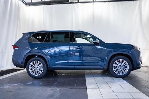 2026 Toyota Grand Highlander Platinum