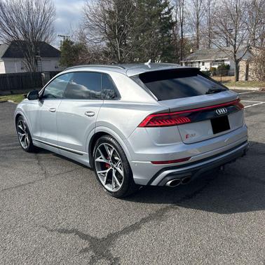 Florett Silver Metallic 2022 Audi SQ8 4.0T Premium Plus