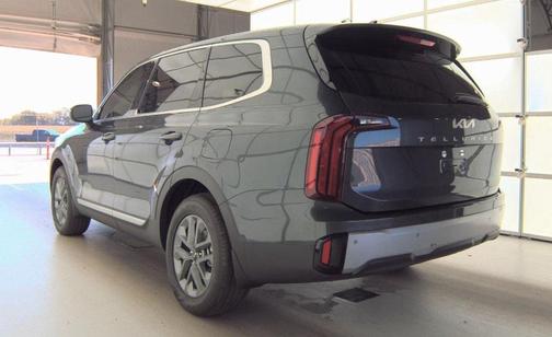 2024 Kia Telluride LX