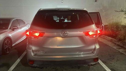 2014 Toyota Highlander LE