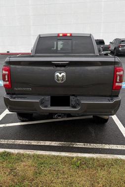Granite Crystal Metallic Clearcoat 2022 RAM 2500 Laramie Crew Cab 4x4 6'4' Box