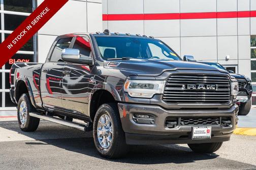 Granite Crystal Metallic Clearcoat 2022 RAM 2500 Laramie Crew Cab 4x4 6'4' Box