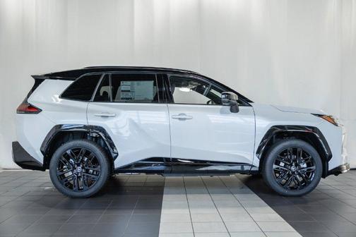 Wind Chill Prl 2026 Toyota RAV4 Plug-In Hybrid XSE