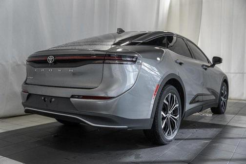 2024 Toyota Crown XLE