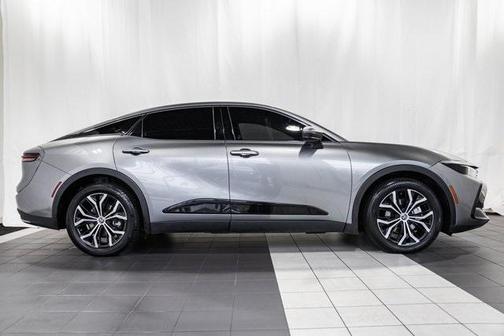 2024 Toyota Crown XLE