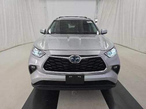 2023 Toyota Highlander Hybrid Limited