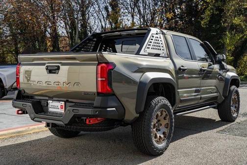 2025 Toyota Tacoma Hybrid Trailhunter