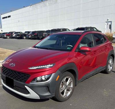 2022 Hyundai KONA SEL