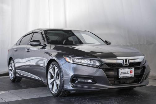 2020 Honda Accord Touring 2.0T
