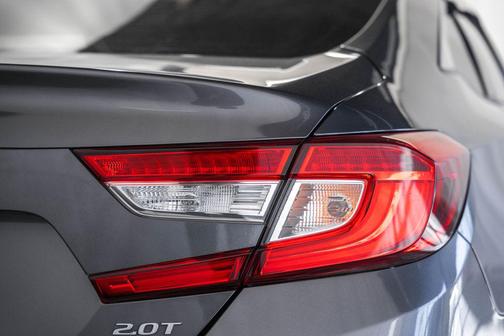 2020 Honda Accord Touring 2.0T