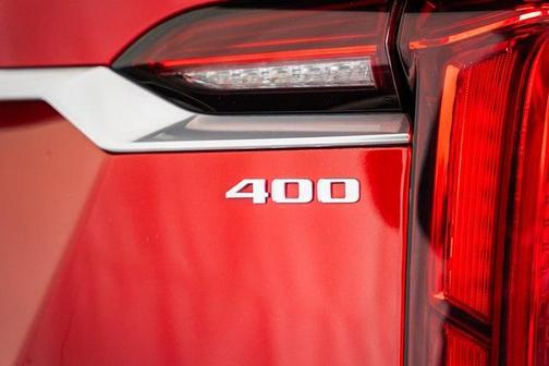 2022 Cadillac XT6 Premium Luxury FWD