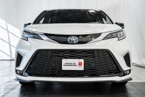 2023 Toyota Sienna XSE 7 Passenger