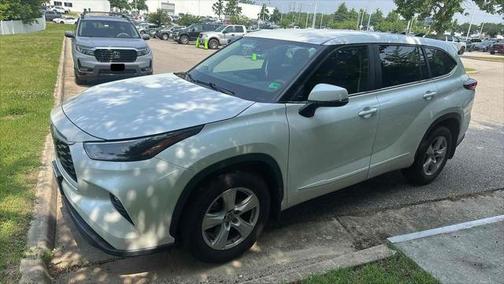 2023 Toyota Highlander LE