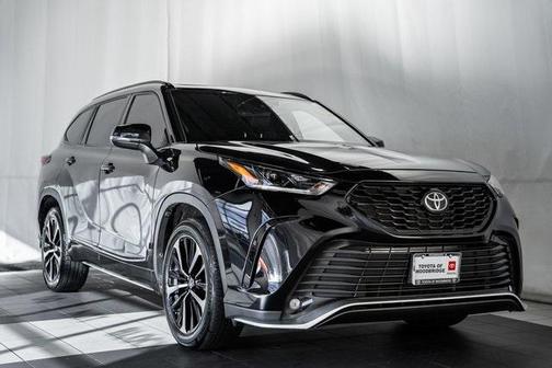 2022 Toyota Highlander XSE