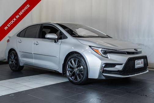 Classic Silver Metallic 2025 Toyota Corolla SE