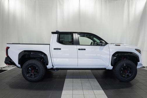 Ice 2026 Toyota Tacoma Hybrid TRD Pro